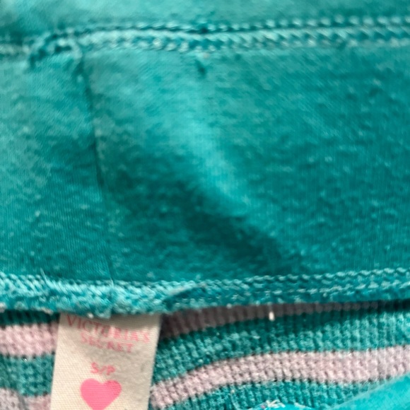 Victoria’s Secret pajama set - Picture 13 of 16